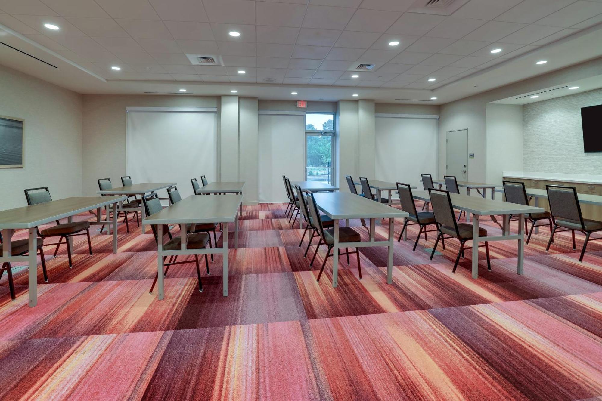 Home2 Suites By Hilton Sanford Εξωτερικό φωτογραφία